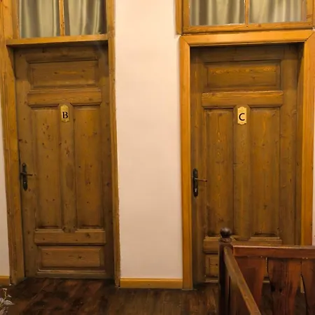 Tsarevets Πανσιόν Βελίκο Τίρνοβο