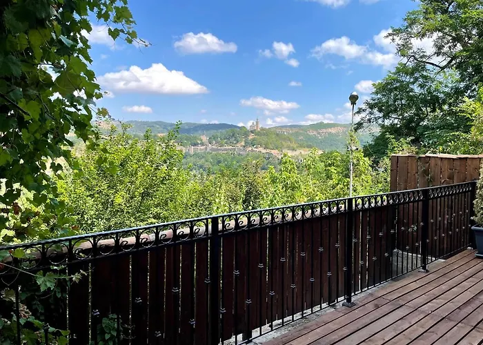 Guest house Tsarevets 3*